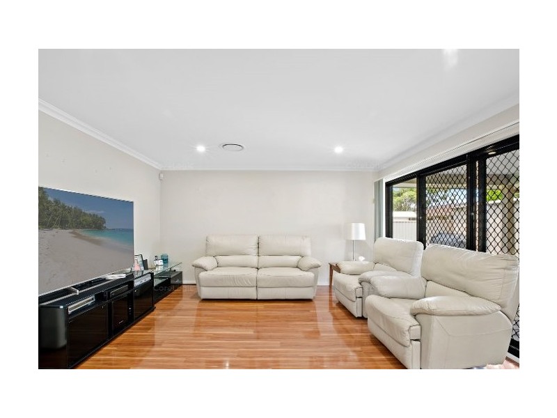37 Grasstree Avenue, Woongarrah NSW 2259