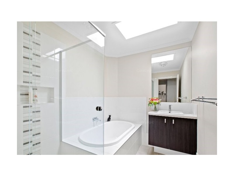 37 Grasstree Avenue, Woongarrah NSW 2259