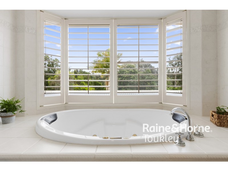 11 Terilbah Place, The Entrance North NSW 2261