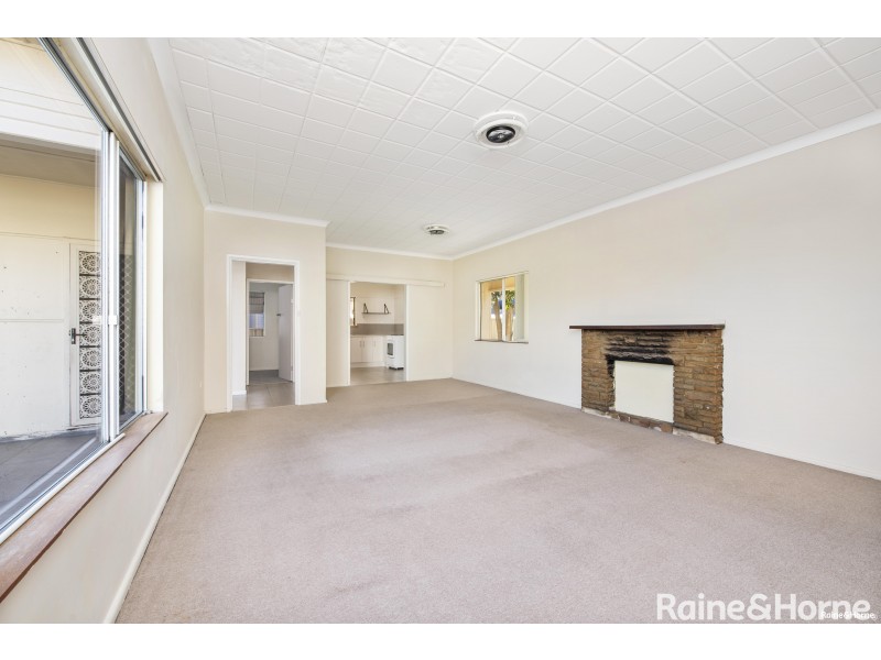 14 Kantara Road, Canton Beach NSW 2263