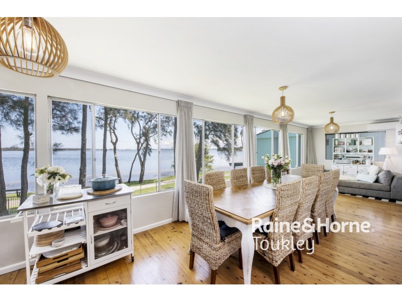 162 Scenic Drive, Budgewoi NSW 2262