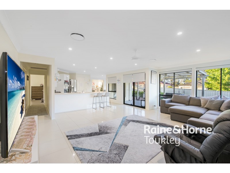 1 Bangalay Close, Blue Haven NSW 2262