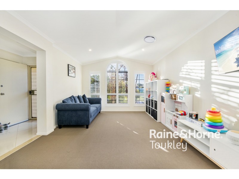 1 Bangalay Close, Blue Haven NSW 2262