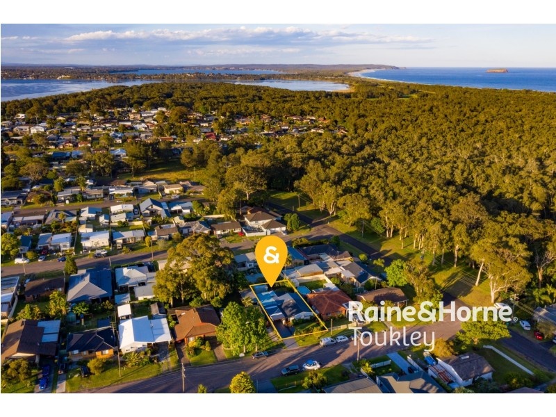 46 Second Avenue, Toukley NSW 2263