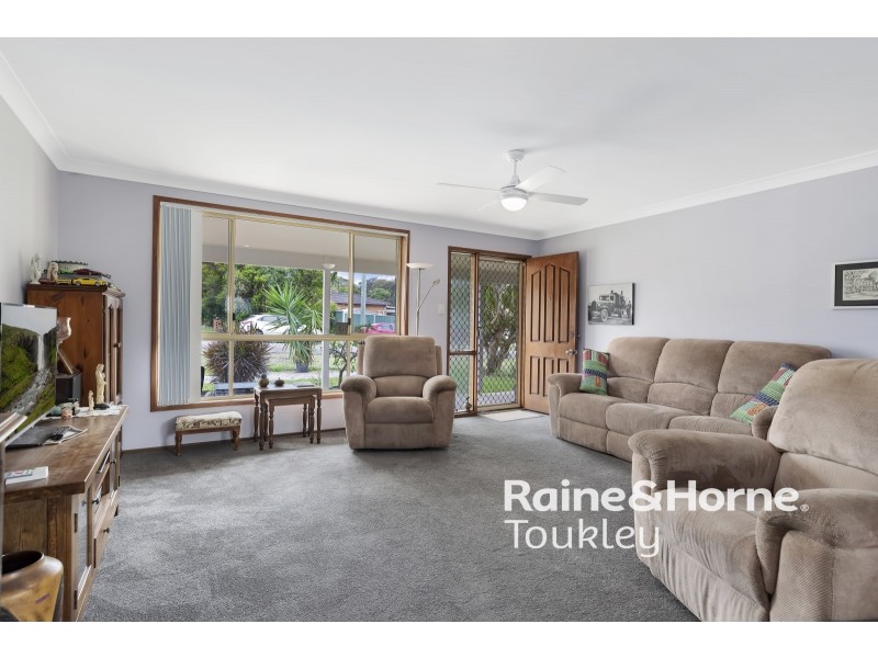 2A Melrose Avenue, Gorokan NSW 2263