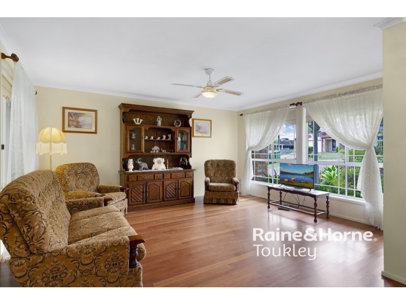 5 Reganza Street, Lake Haven NSW 2263