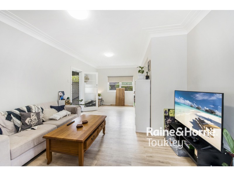 15 Wallis Avenue, Canton Beach NSW 2263