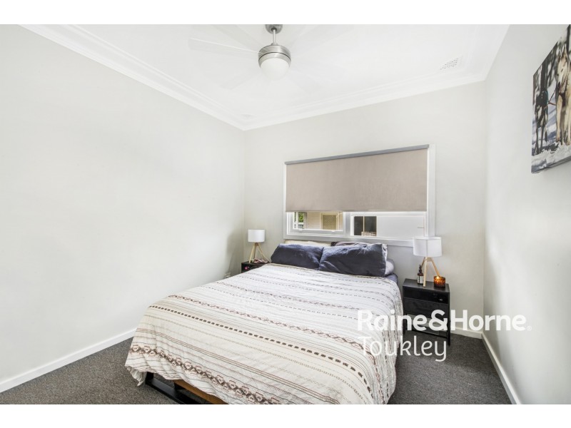 15 Wallis Avenue, Canton Beach NSW 2263