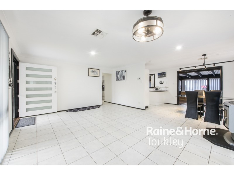 30 Lake Street, Wyee Point NSW 2259