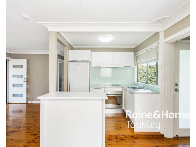 22 Barnard Crescent, Toukley NSW 2263