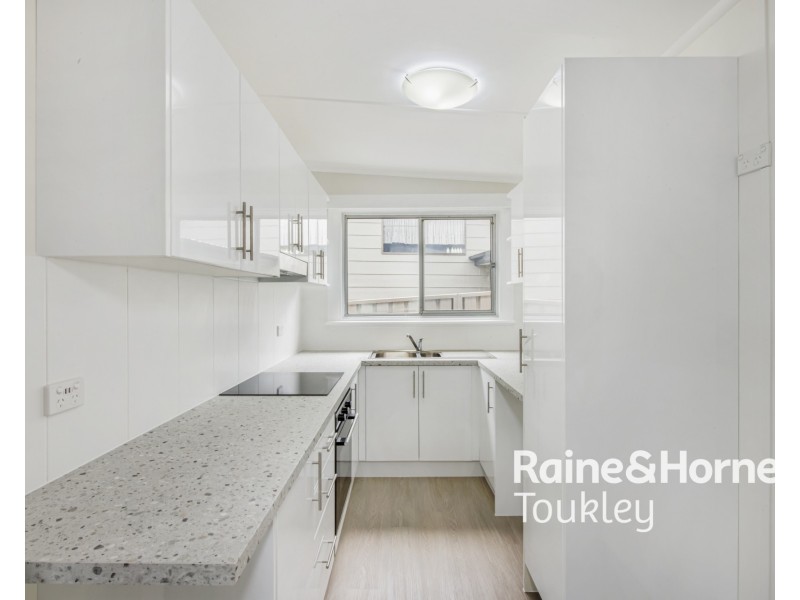 13 Hartog Avenue, Lake Munmorah NSW 2259