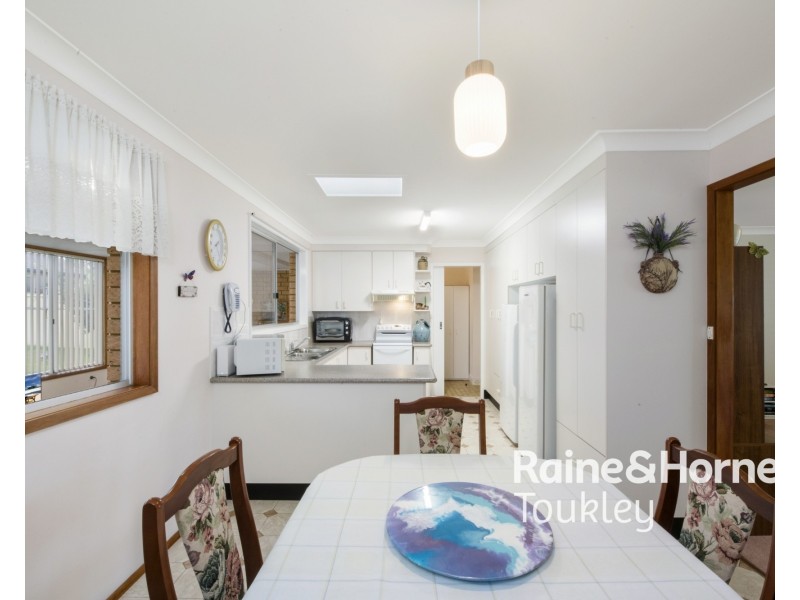 62 Howelston Road, Gorokan NSW 2263