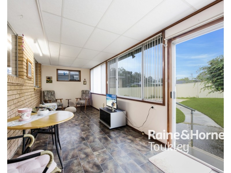 62 Howelston Road, Gorokan NSW 2263
