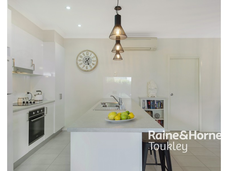 3/2 Holmes Avenue, Toukley NSW 2263
