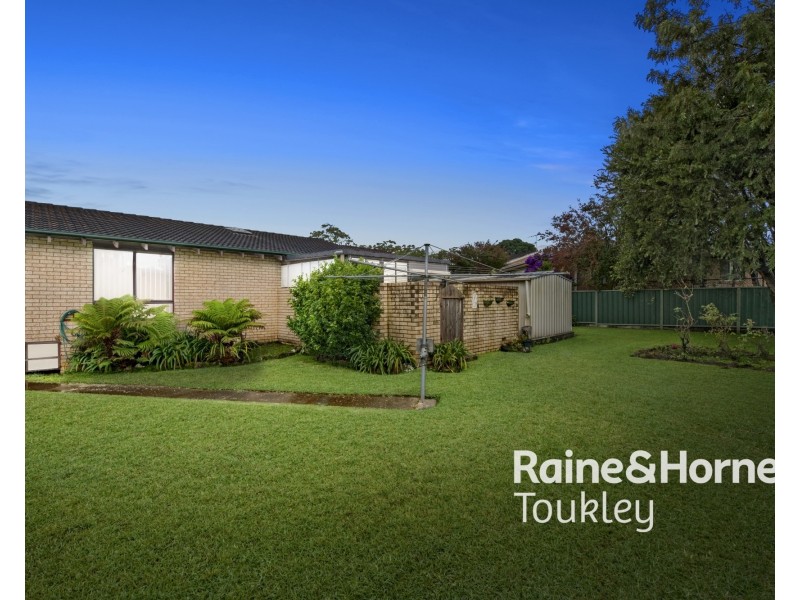 8 Paul Place, Gorokan NSW 2263