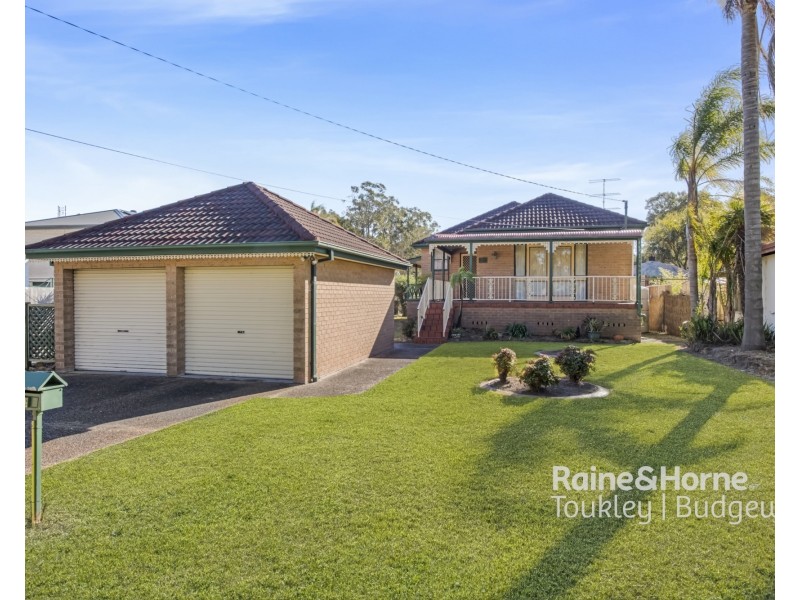 2C Seventh Avenue, Toukley NSW 2263