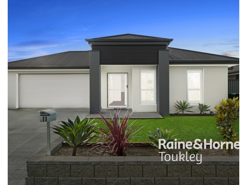 11 Stanhope Crescent, Wadalba NSW 2259