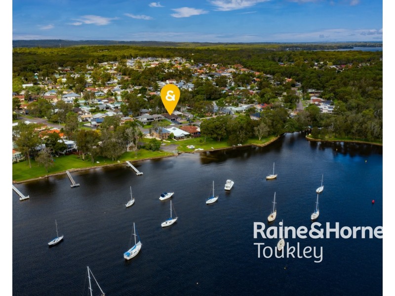 29 Ginganup Road, Summerland Point NSW 2259