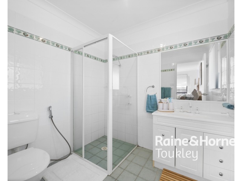 29 Ginganup Road, Summerland Point NSW 2259