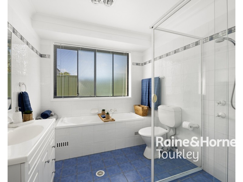29 Ginganup Road, Summerland Point NSW 2259