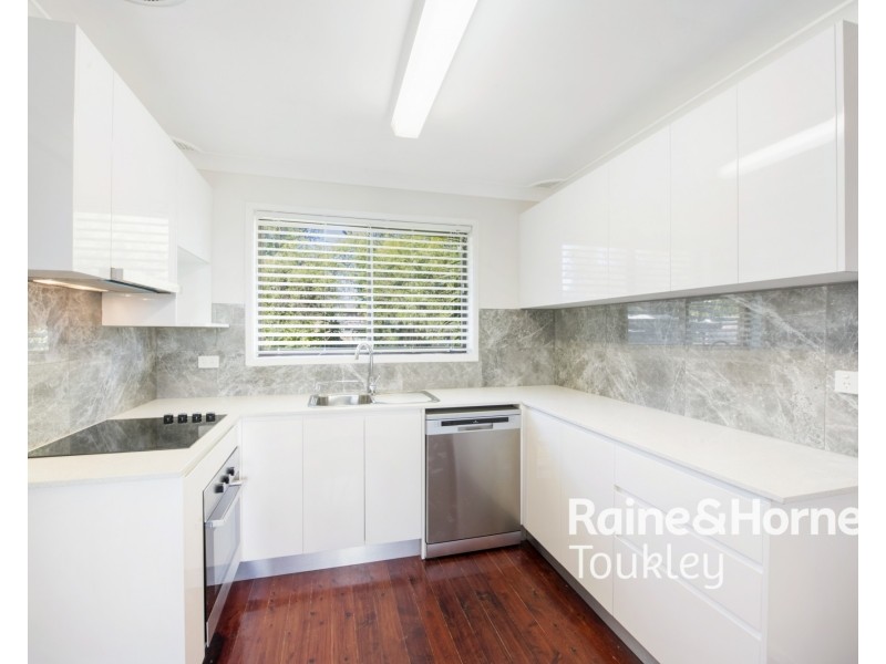 5 Gwenneth Close, Kanwal NSW 2259