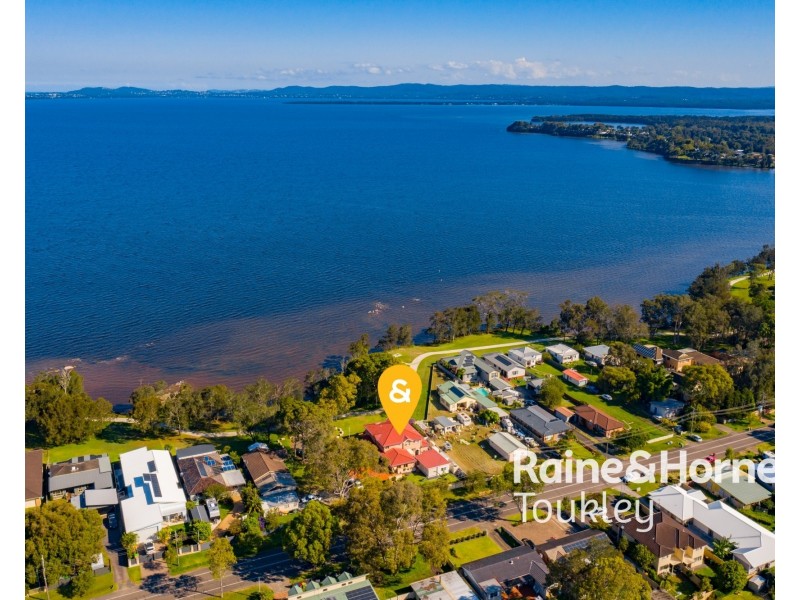 264 Tuggerawong Road, Tuggerawong NSW 2259