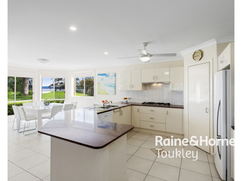 264 Tuggerawong Road, Tuggerawong NSW 2259