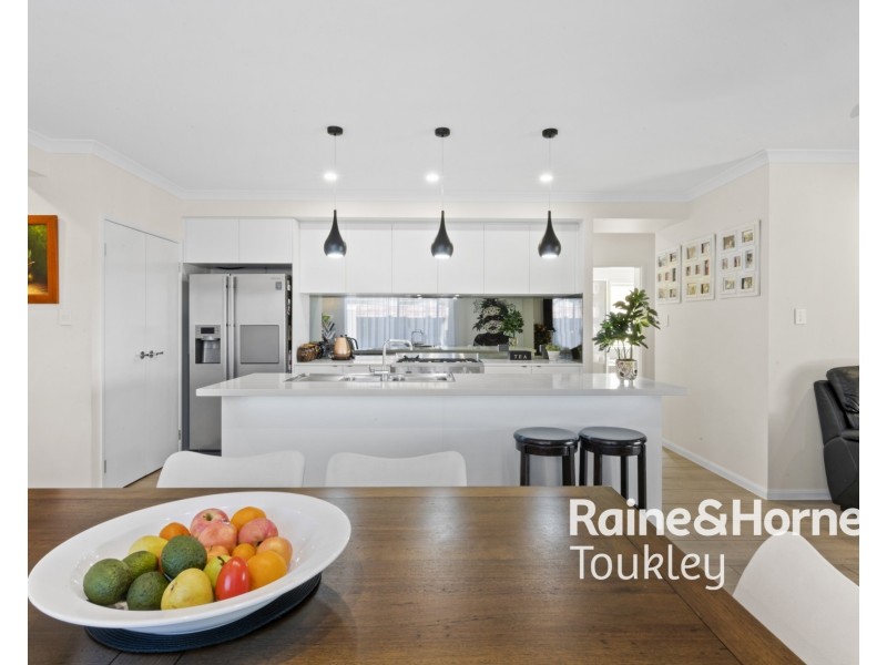 15 Burindi Street, Gwandalan NSW 2259