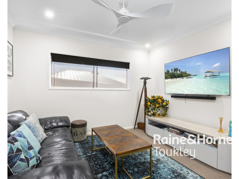 15 Burindi Street, Gwandalan NSW 2259