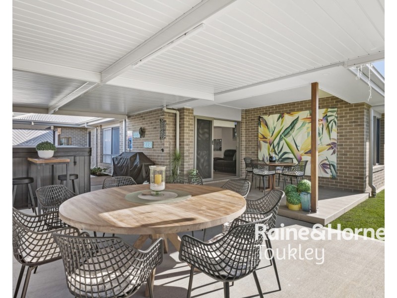 15 Burindi Street, Gwandalan NSW 2259