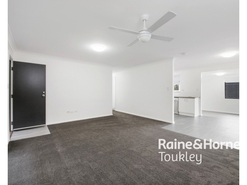 88 Griffith Street, Mannering Park NSW 2259