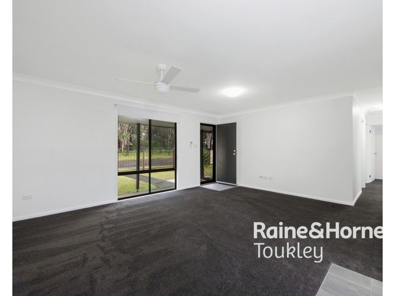 88 Griffith Street, Mannering Park NSW 2259