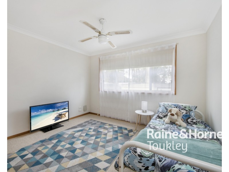 31 Lake Street, Wyee Point NSW 2259