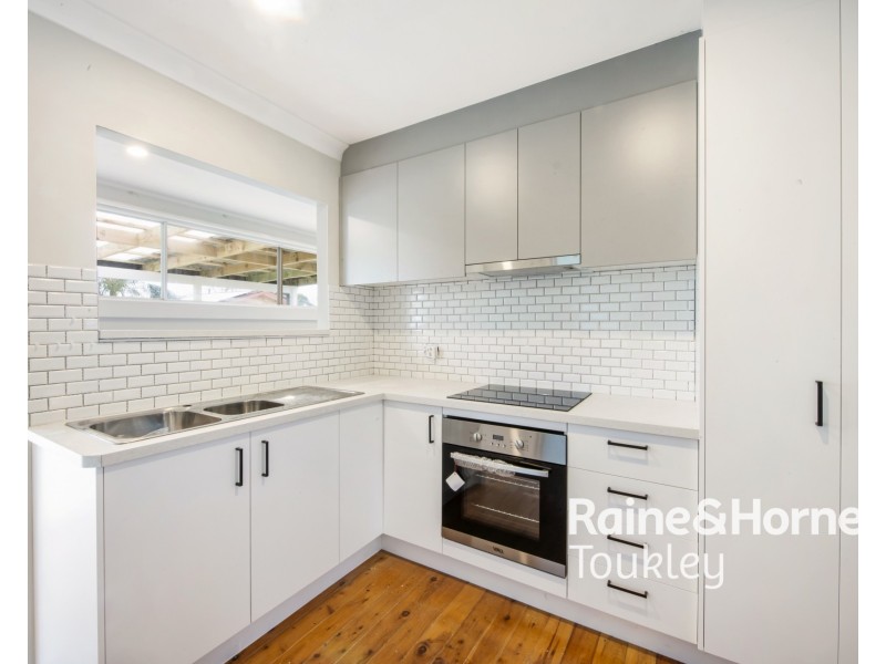 27 Robson Avenue, Gorokan NSW 2263