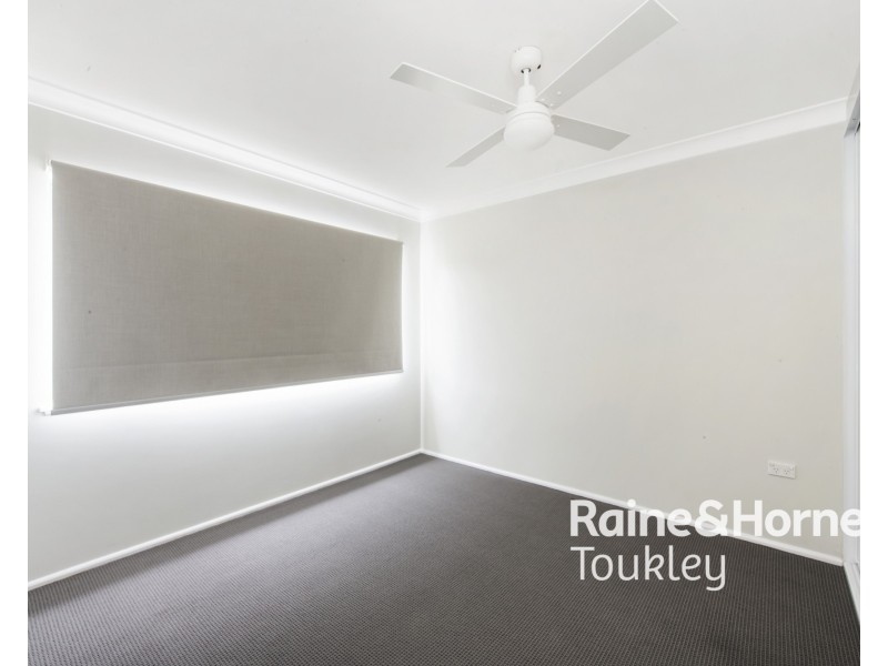 27 Robson Avenue, Gorokan NSW 2263