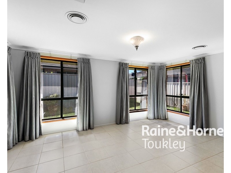 18 Capri Close, Woongarrah NSW 2259