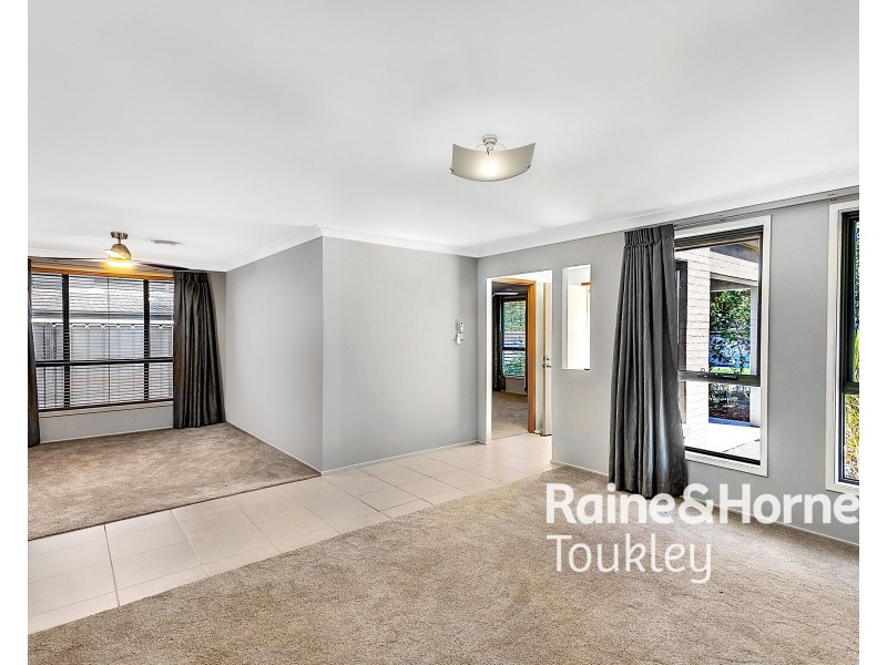 18 Capri Close, Woongarrah NSW 2259