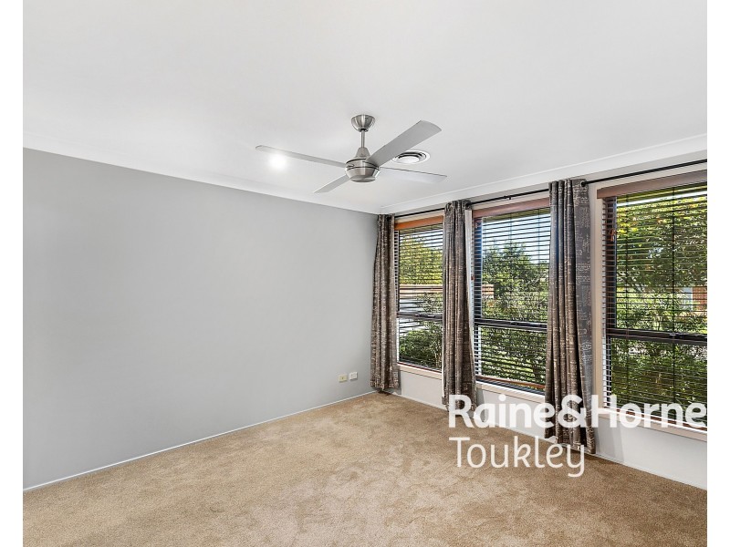 18 Capri Close, Woongarrah NSW 2259