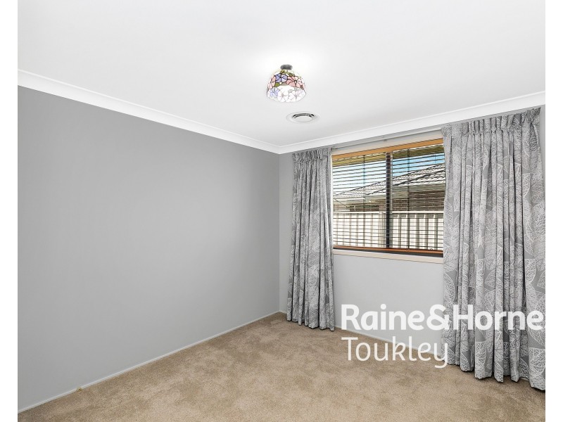 18 Capri Close, Woongarrah NSW 2259