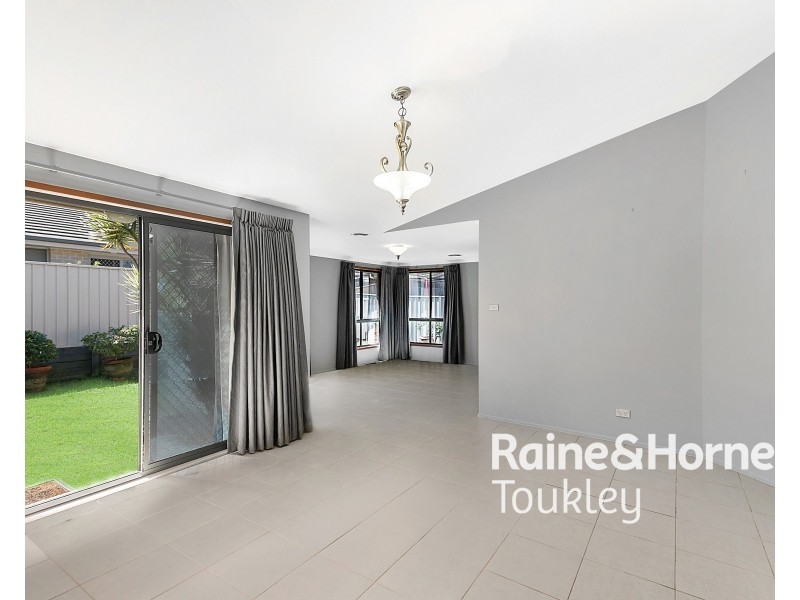 18 Capri Close, Woongarrah NSW 2259