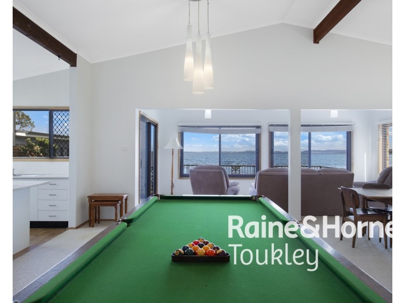 58 Marks Road, Gorokan NSW 2263