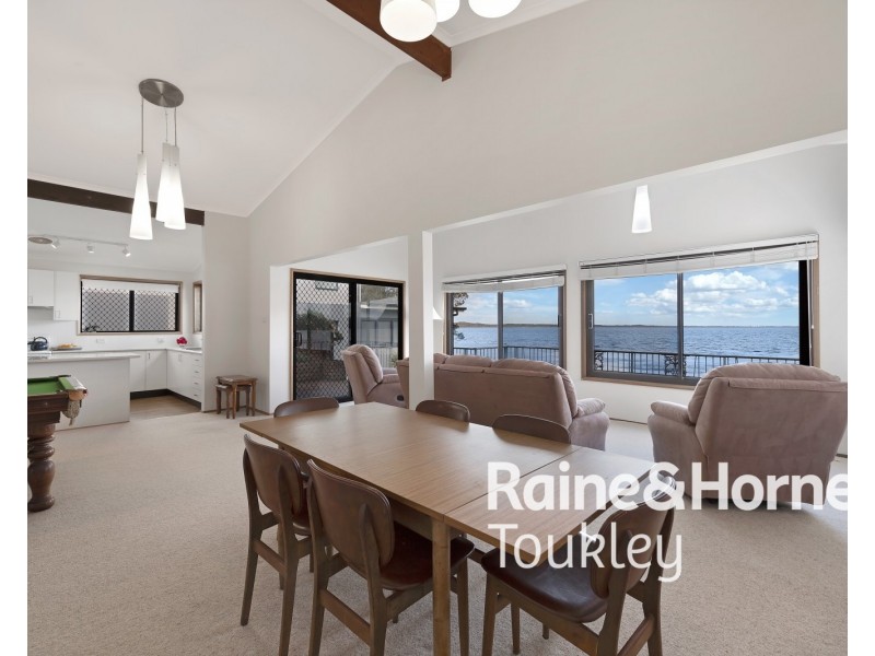 58 Marks Road, Gorokan NSW 2263