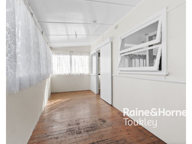 20 Heador Street, Toukley NSW 2263