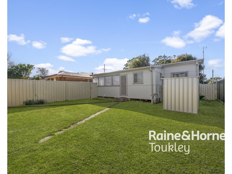 20 Heador Street, Toukley NSW 2263
