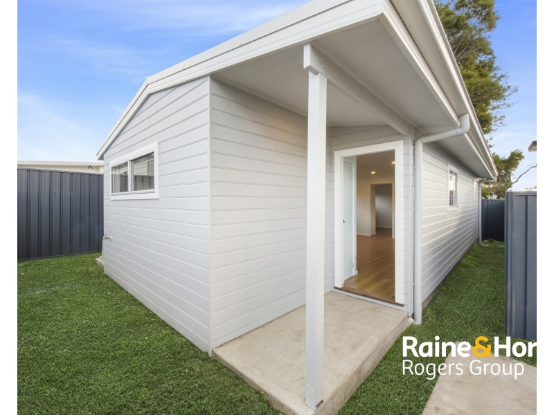 11A Ninth Avenue, Toukley NSW 2263