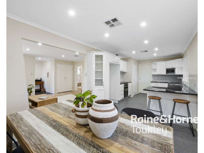 89 Coonanga Avenue, Budgewoi NSW 2262