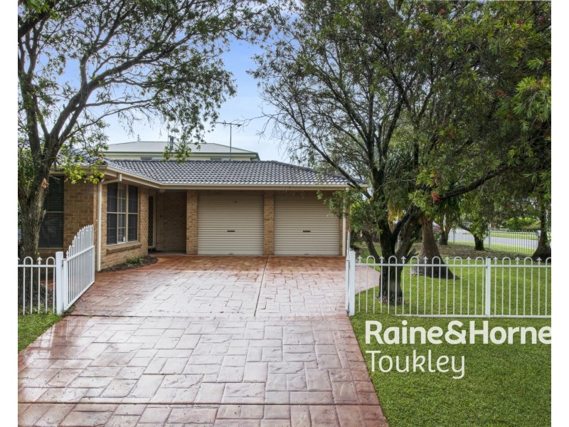 27 Tenth Avenue, Budgewoi NSW 2262