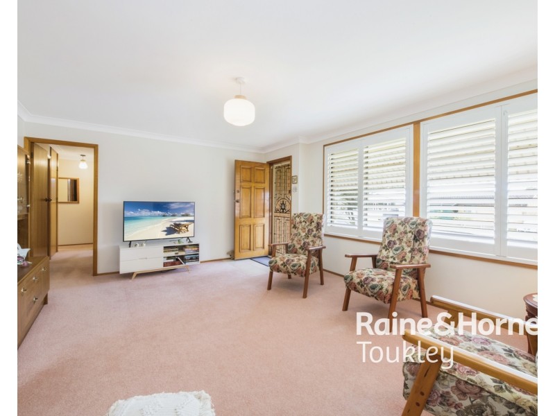62 Howelston Road, Gorokan NSW 2263