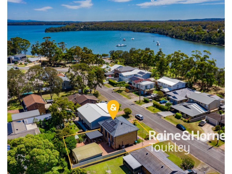 59 Lloyd Avenue, Chain Valley Bay NSW 2259