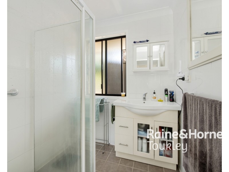 41 Vincent Close, Buff Point NSW 2262